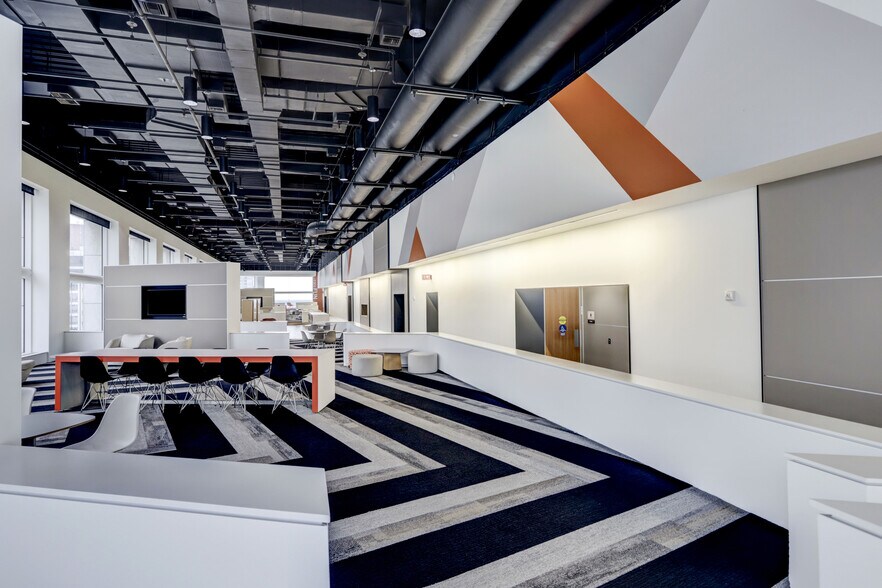 More Photos Of 1301 Fannin St, Houston Office For Lease