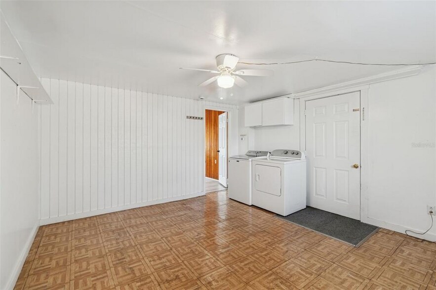 More Photos Of 2900 49th St N, Saint Petersburg Specialty For Sale