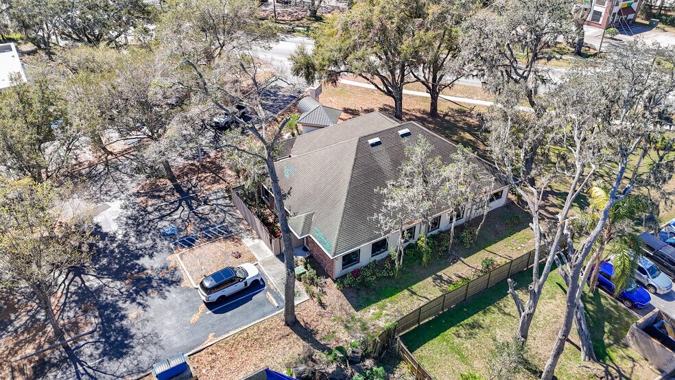 More Photos Of 3203 Lithia Pinecrest Rd, Valrico Medical For Sale
