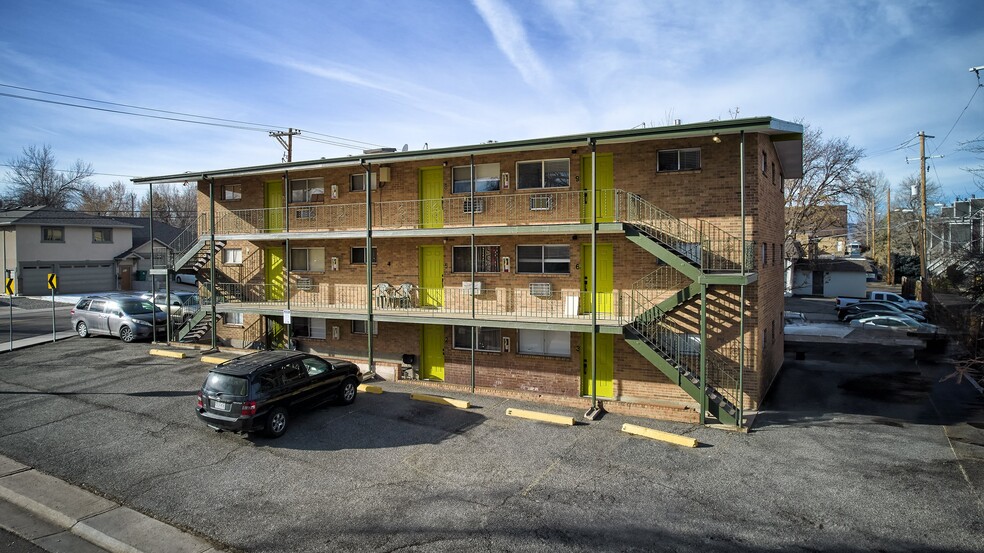 Primary Photo Of 801 W Prentice Ave, Littleton Apartments For Sale