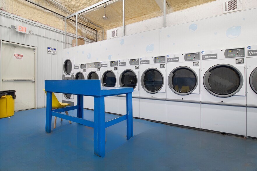 More Photos Of 118 Emory Sr, Trinity Distribution For Sale