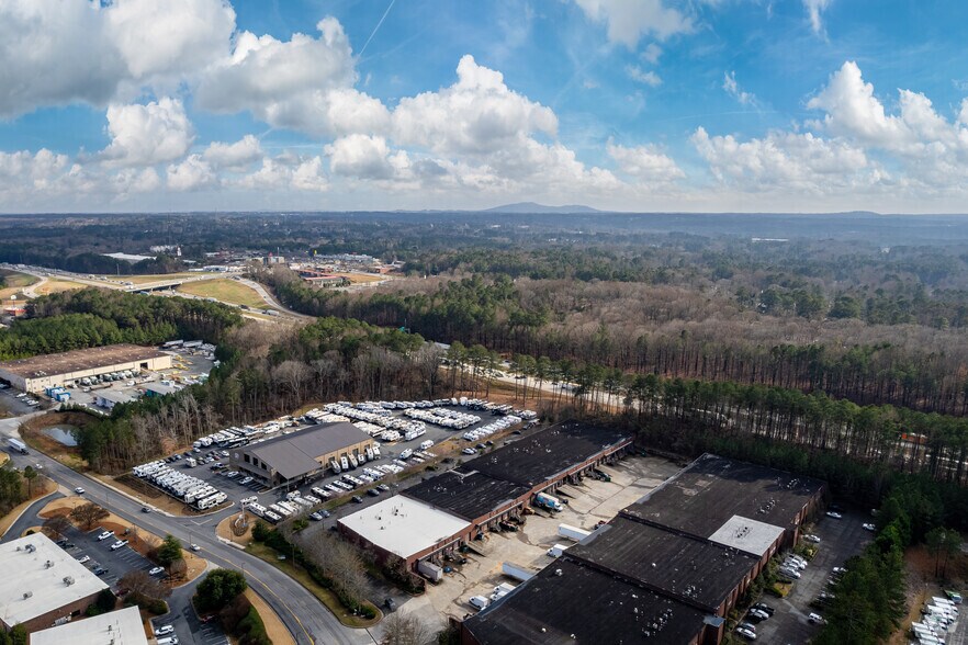 More Photos Of 322 Northpoint Pky, Acworth Distribution For Lease