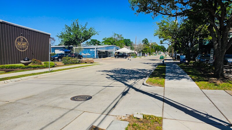 More Photos Of 949 Wakefield Dr, Houston Flex For Sale