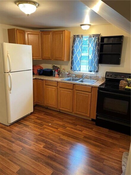 More Photos Of 1563 Old U.S. 22, Lenhartsville Apartments For Sale