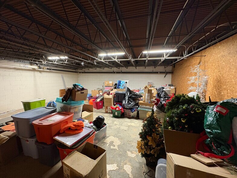 More Photos Of 1202 NW 4th St, Grand Rapids Freestanding For Sale