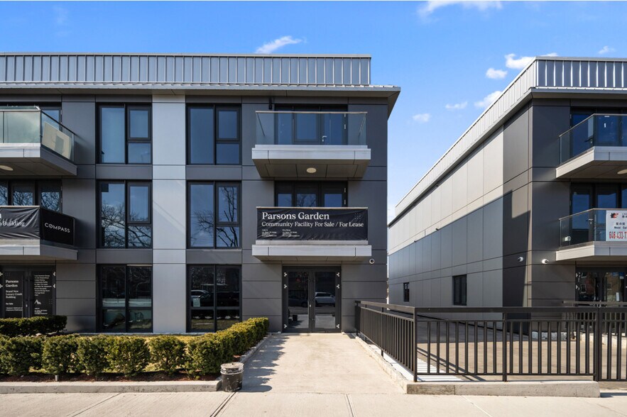 More Photos Of 15353 77th Ave, Flushing Medical For Lease