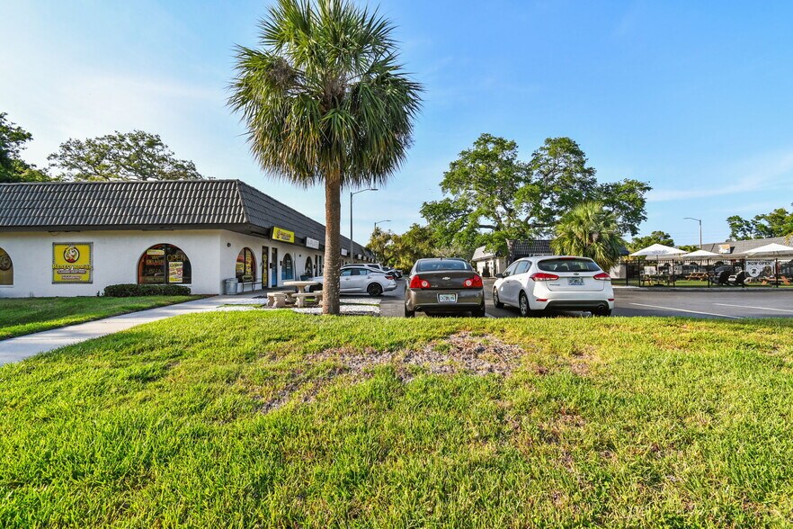 More Photos Of 14219 Walsingham Rd, Largo Unknown For Lease