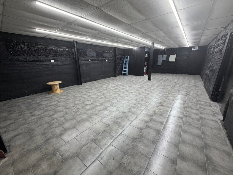 More Photos Of 2601 Lexington St, Kenner Warehouse For Sale
