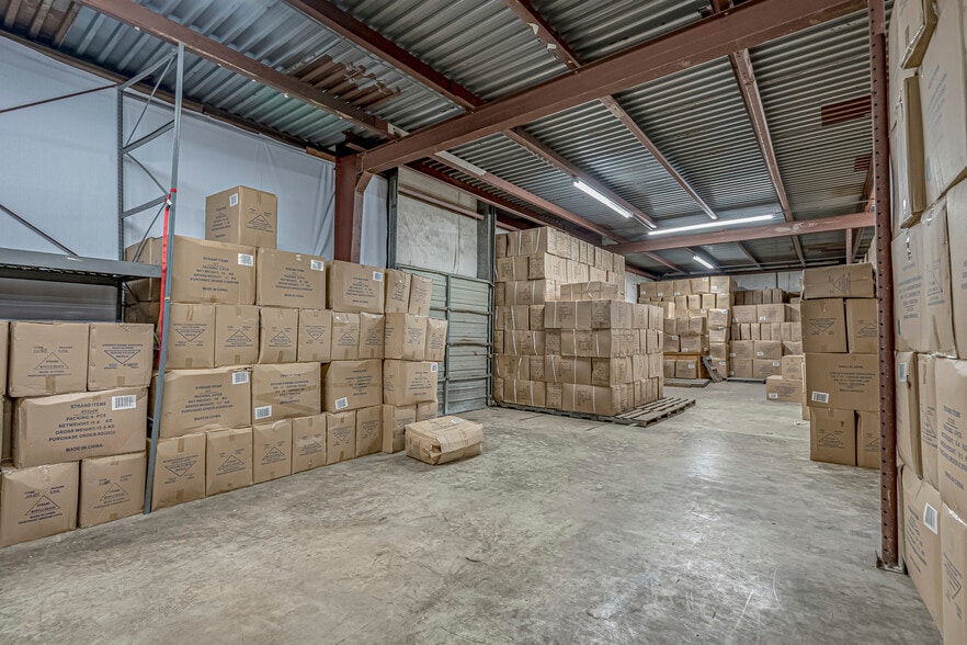 More Photos Of 1112 3rd Ave S, Myrtle Beach Warehouse For Lease