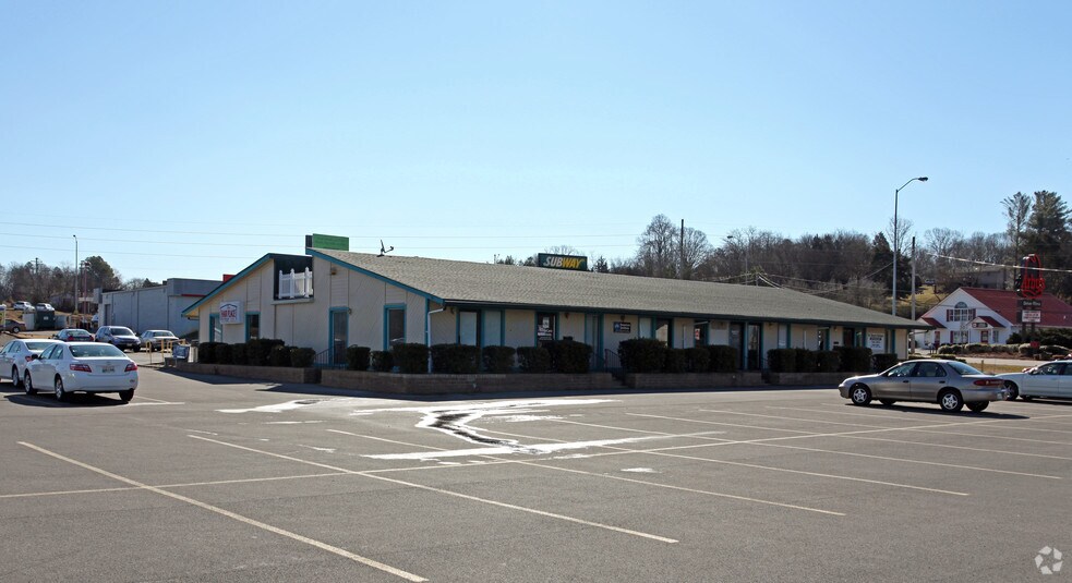 More Photos Of 1440-1500 Decatur Pike, Athens Freestanding For Lease