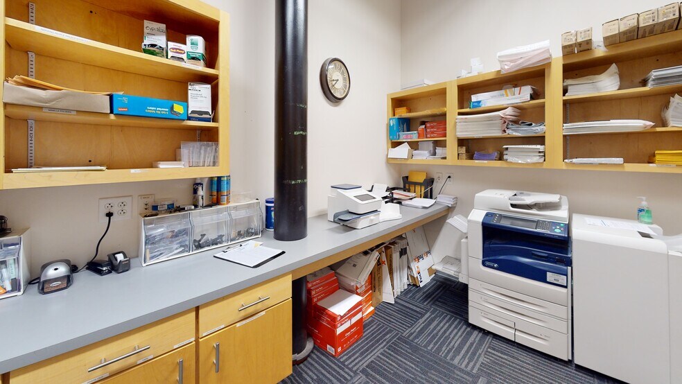 More Photos Of 20 Winooski Falls Way, Winooski Office For Lease