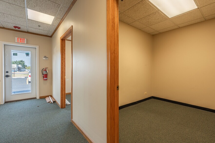 More Photos Of 17047-17061 S Harlem Ave, Tinley Park Medical For Lease