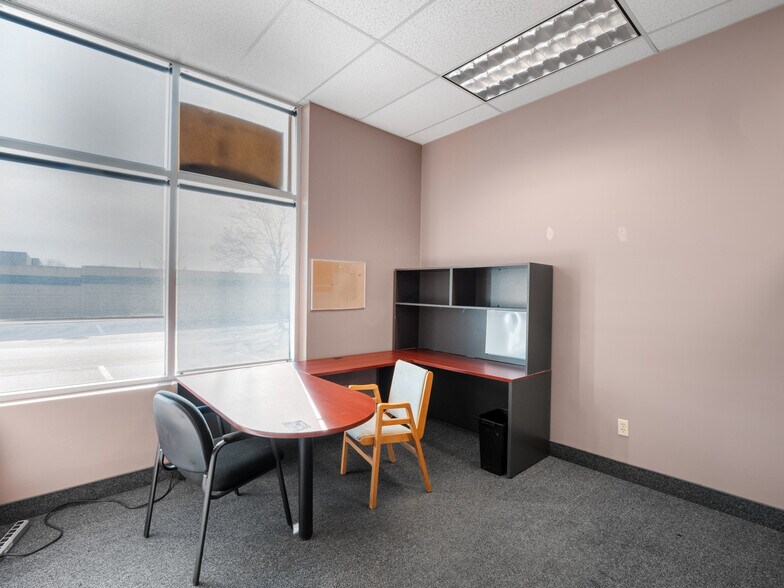 More Photos Of 3200 Deziel Dr, Windsor Unknown For Lease