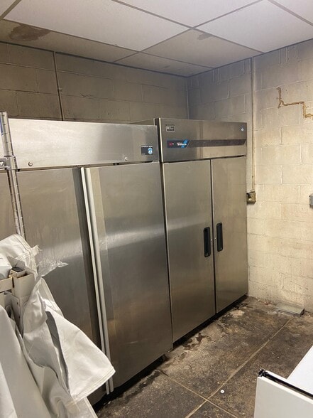 More Photos Of 5006 Curtis Ave, Curtis Bay Storefront Retail Residential For Lease