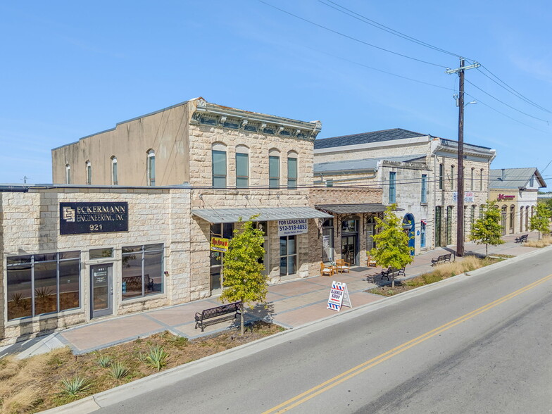 More Photos Of 923 Main St, Liberty Hill Convenience Store For Sale
