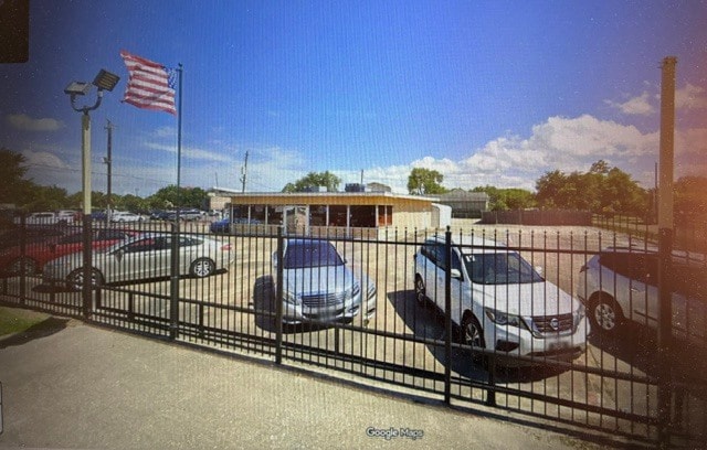 More Photos Of 5902 Spencer Hwy, Pasadena Auto Dealership For Lease