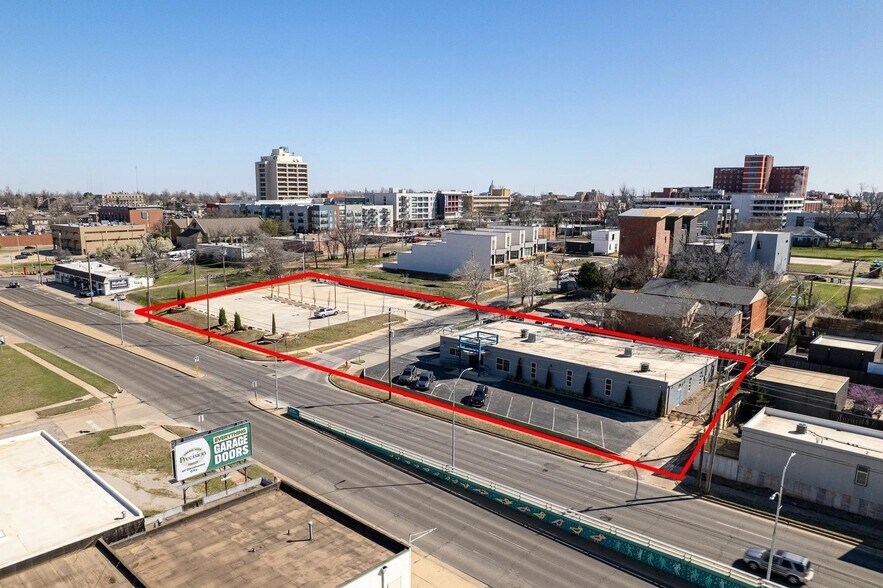 More Photos Of 912 N Classen Blvd, Oklahoma City Loft Creative Space For Sale