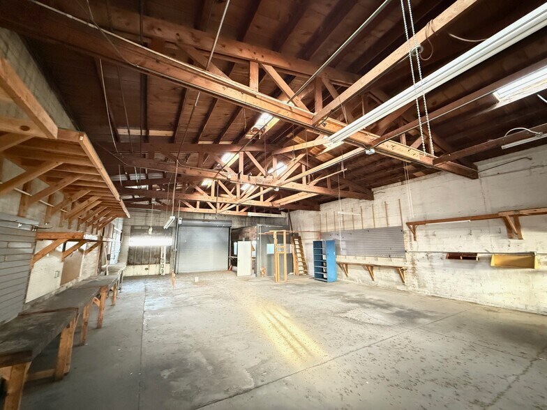 More Photos Of 1009 W Grand Ave, Phoenix Auto Repair For Sale