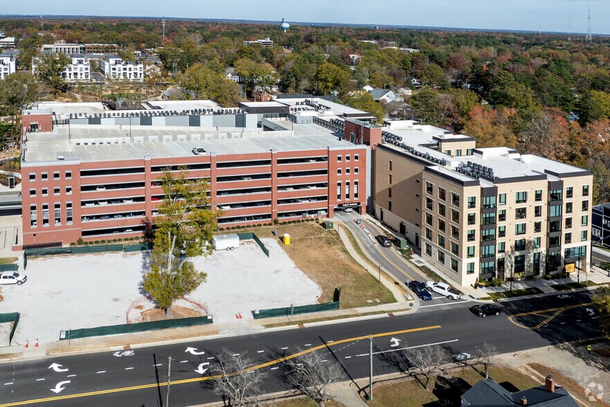 More Photos Of 352 S Walker St, Cary Apartments For Lease