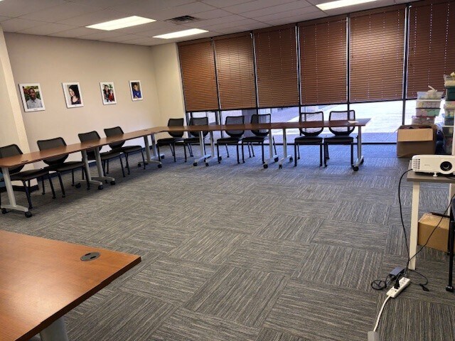 More Photos Of 611 W State Highway 6, Waco Medical For Lease