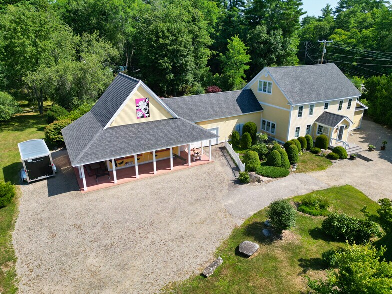 Primary Photo Of 146 Calef Hwy, Barrington Flex For Sale