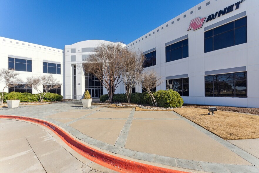 More Photos Of 3101 E President George Bush Hwy, Richardson Office For Lease