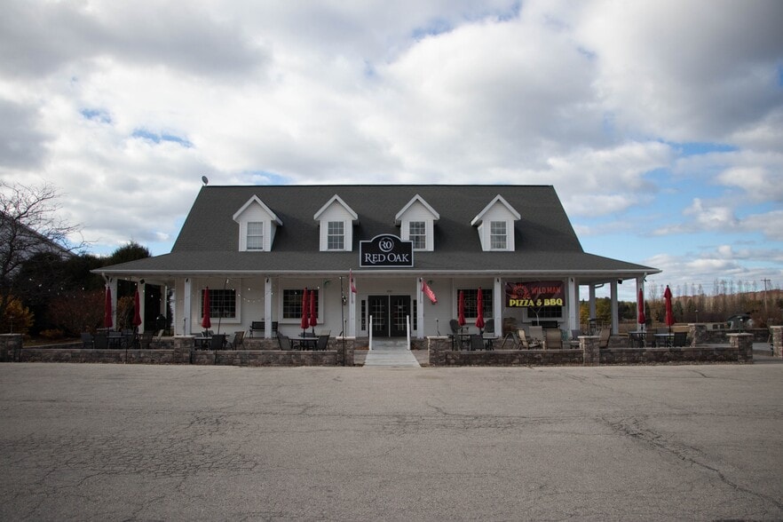 Primary Photo Of 5781 State Highway 42, Sturgeon Bay Storefront Retail Residential For Sale