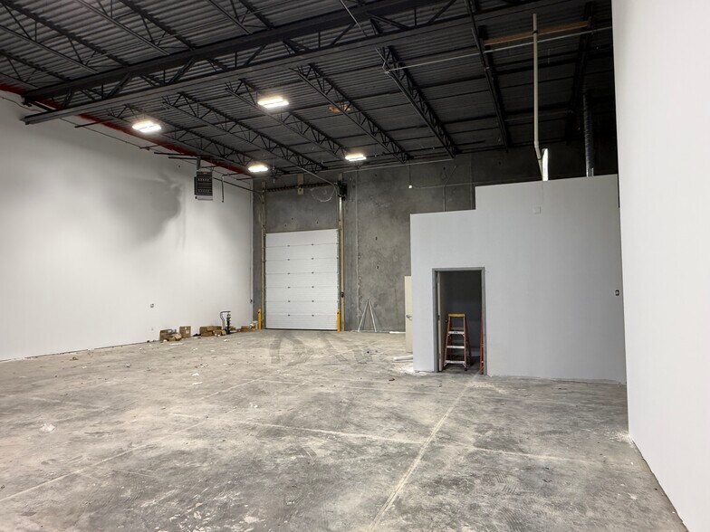 More Photos Of 7 Union Hill Rd, Monroe Township Unknown For Lease