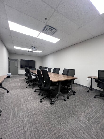 More Photos Of 621-633 N Highway 231, Panama City Unknown For Lease