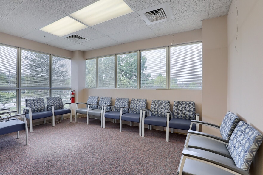 More Photos Of 1991 State Hill Rd, Wyomissing Medical For Lease