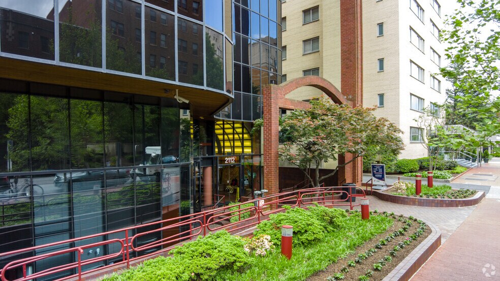 More Photos Of 2112 F St NW, Washington Medical For Sale