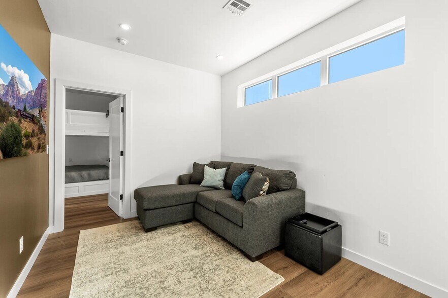 More Photos Of 217 W 100 S, Hurricane Apartments For Sale