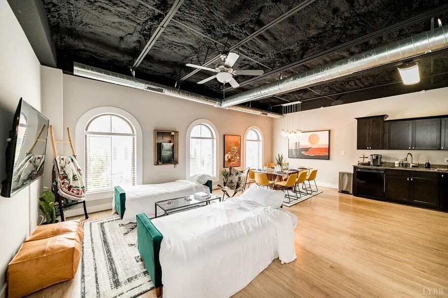 More Photos Of 121 Northwynd Cir, Lynchburg Apartments For Sale