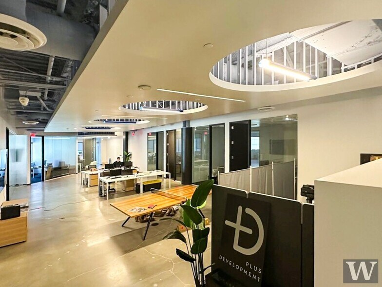 More Photos Of 700 N San Vicente Blvd, West Hollywood Office For Lease
