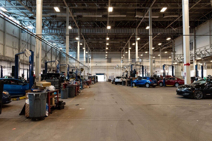 More Photos Of 20001 Euclid Ave, Euclid Warehouse For Lease