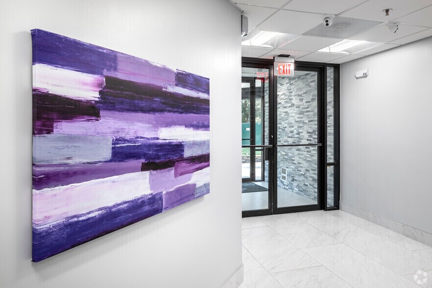 More Photos Of 13000 Harbor Center Dr, Woodbridge Office For Lease