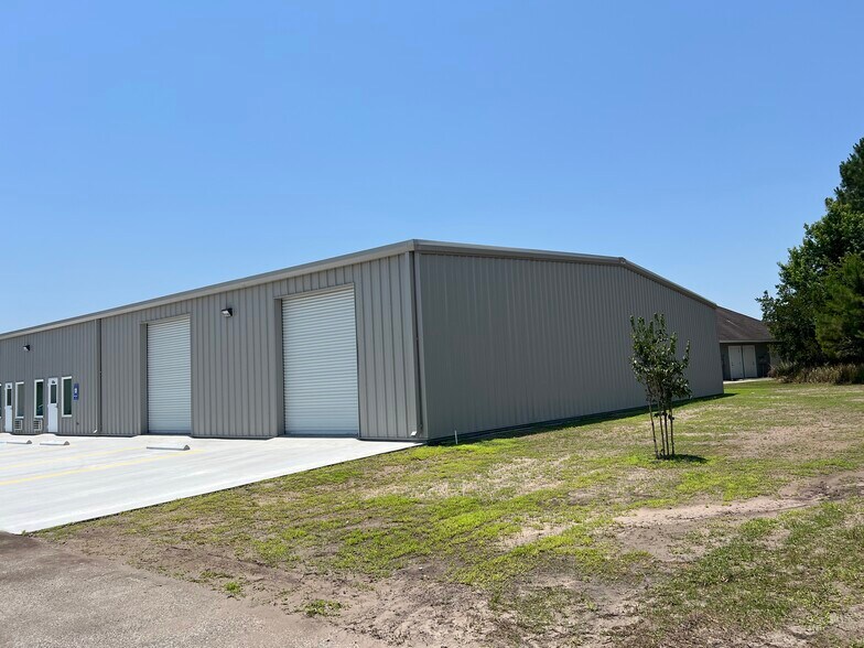 More Photos Of 154 Professional Circle A, Saint Marys Industrial For Sale