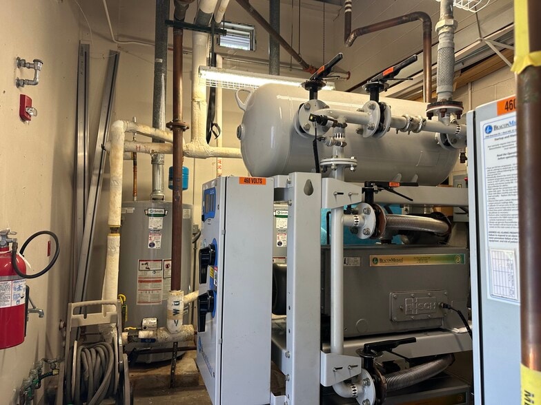 More Photos Of 1310 SE West Star Ave, Port Saint Lucie Hospital For Sale