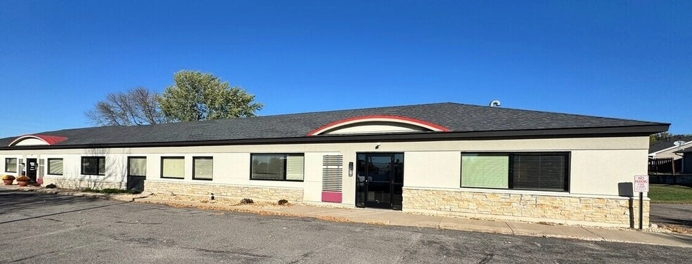 Primary Photo Of 650 Dodge Ave NW, Elk River Office For Lease