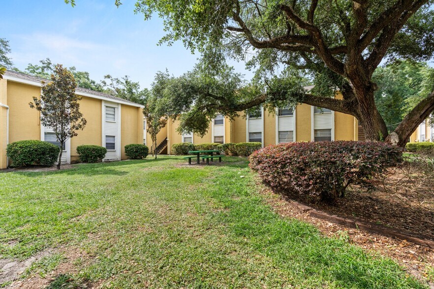 More Photos Of 2401 Jammes Rd, Jacksonville Apartments For Sale