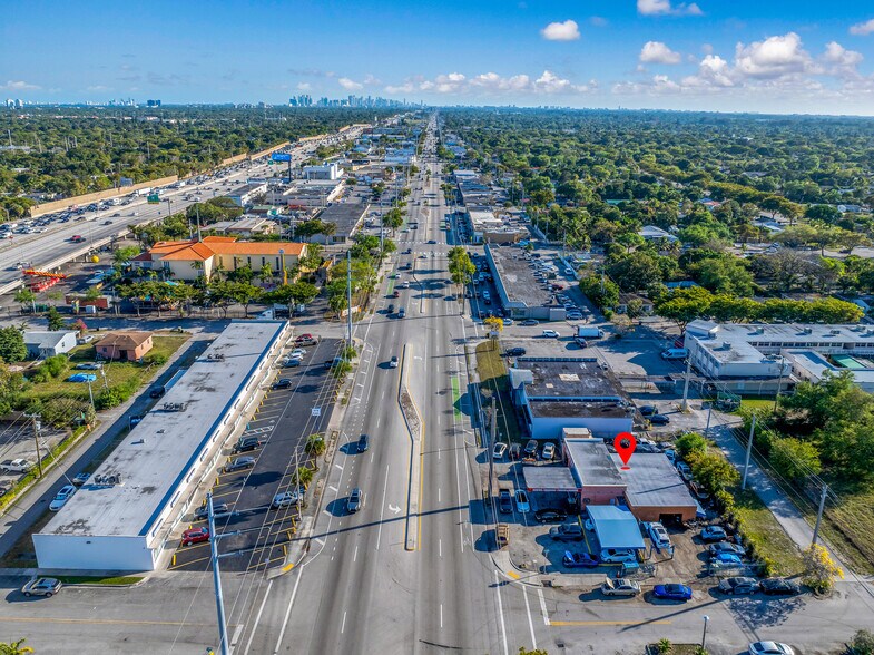 More Photos Of 13250 NW 7th Ave, Miami Auto Repair For Sale