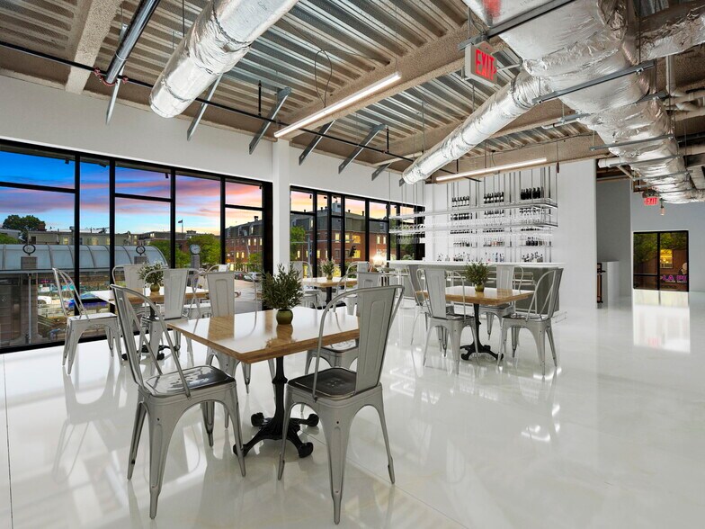 Primary Photo Of 2-10 Maverick Sq, Boston Apartments For Lease