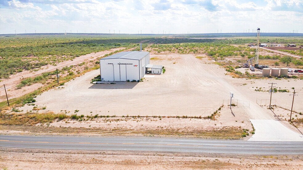 More Photos Of 2599 FM 3033, Stanton Warehouse For Lease