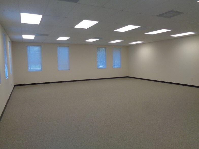 More Photos Of 12411-12433 NW 35th St, Coral Springs Office For Lease