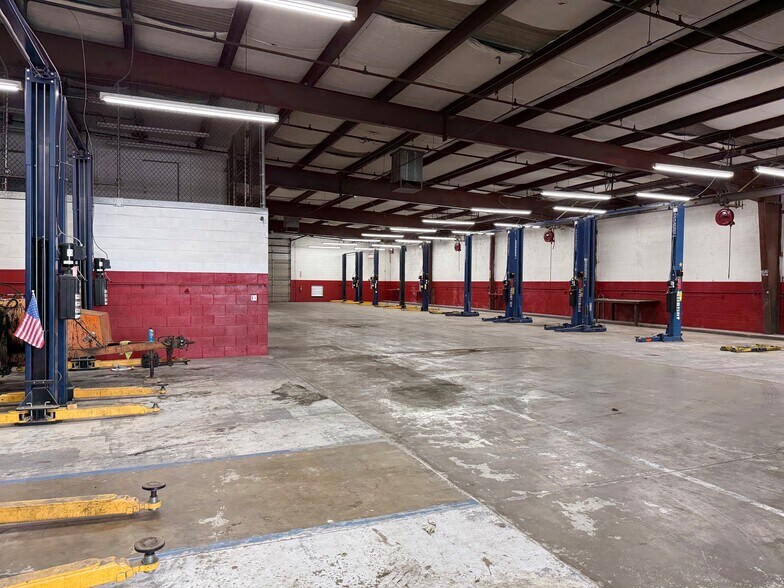 More Photos Of 3190 Auto Center Cir, Stockton Auto Dealership For Sale
