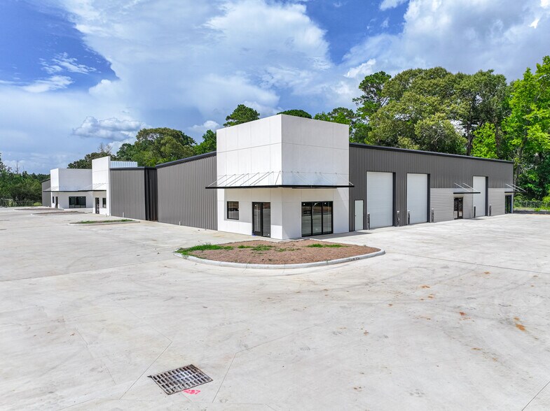 More Photos Of 8874 West Ln, Magnolia Warehouse For Sale