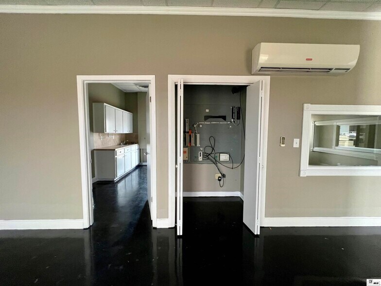 More Photos Of 5324 Cypress St, West Monroe Medical For Lease