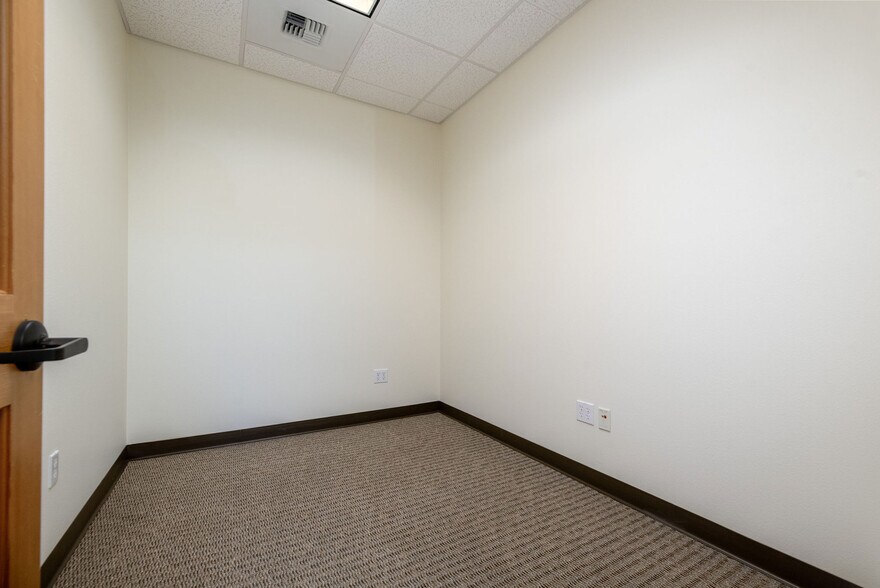 More Photos Of 351-356 Providence Mine Rd, Nevada City Medical For Lease