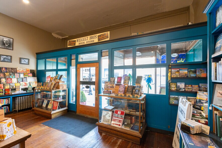 More Photos Of 315 E 2nd St, The Dalles General Retail For Sale