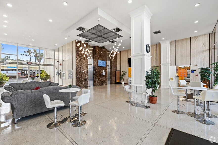More Photos Of 15720 Ventura Blvd, Encino Medical For Sale